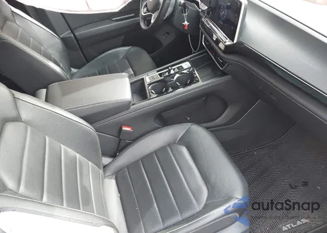 2024 Volkswagen Atlas Cross Sport 2.0T Sel R-Line z USA, uszkodzony, nr VIN 1V2AE2CA5RC239768